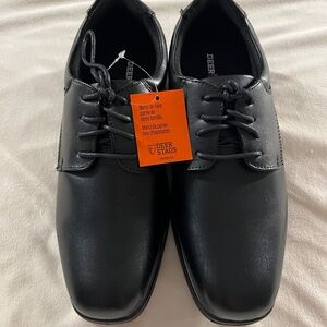 Deer Stag Boys Dress Shoe 5Y